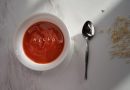 Sağlıklı Bir Yaz Çorbası: Soğuk Domates Çorbası